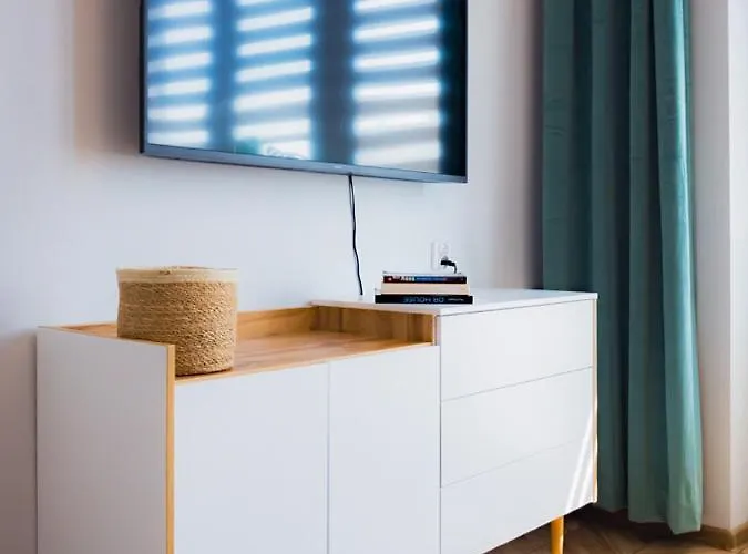 Baszta Jacek Aon 公寓 *